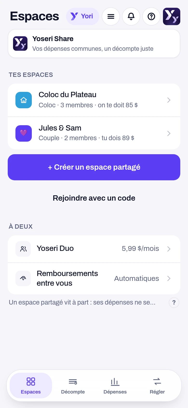 Capture de l’écran Tes espaces partagés de l’application Yoseri. Tes espaces — la coloc, le couple, le voyage — chacun avec ses membres et ta position en une phrase, et de quoi en créer un ou en rejoindre un par code.